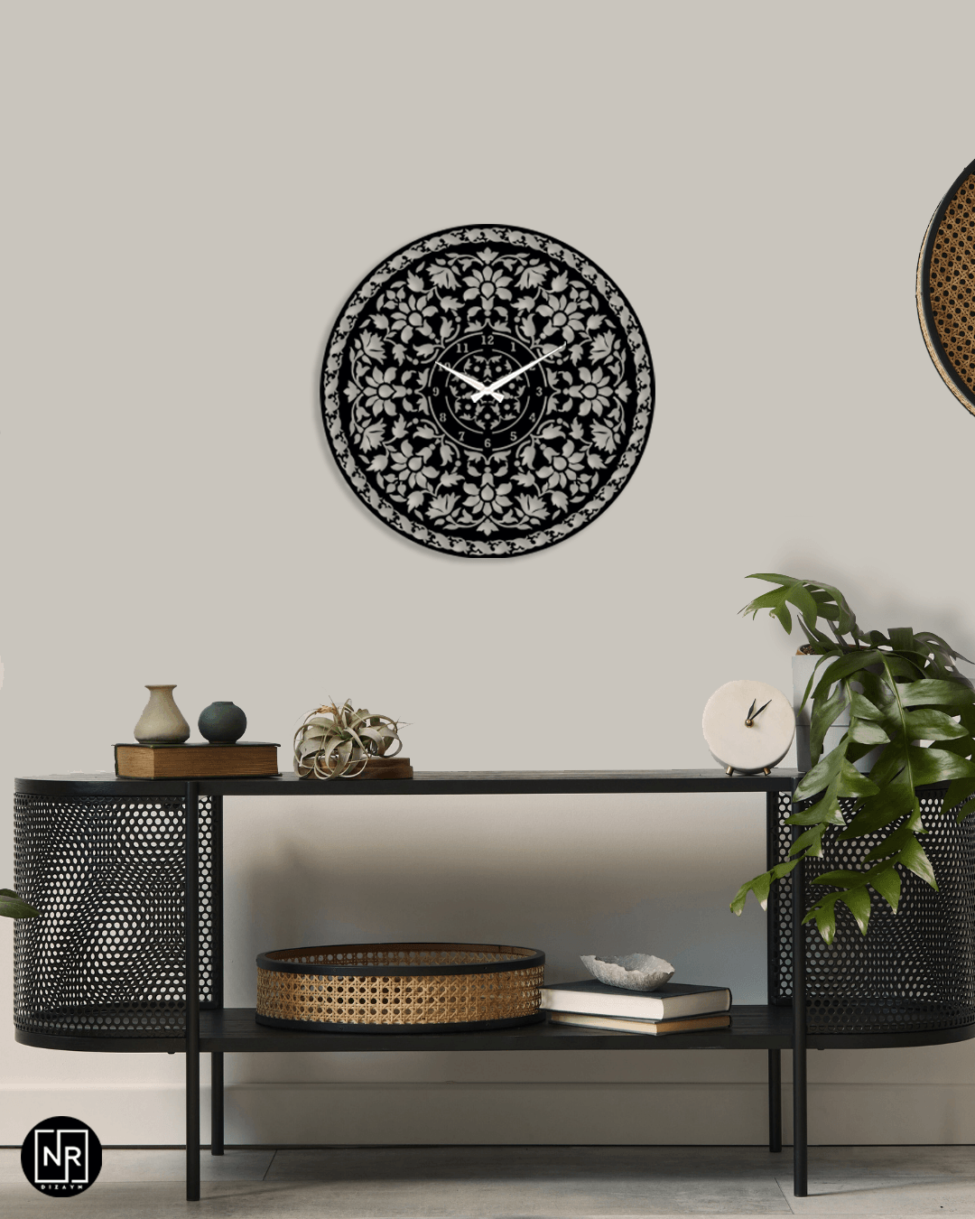 Metal Wall Clock with Islamic Motif