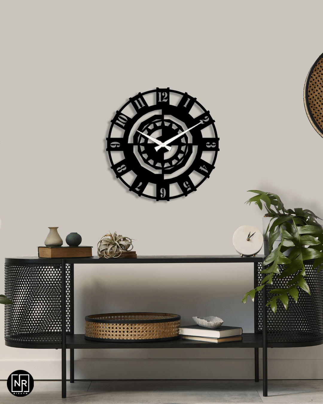 Decorative Metal Wall Clock with Mechanical Motif