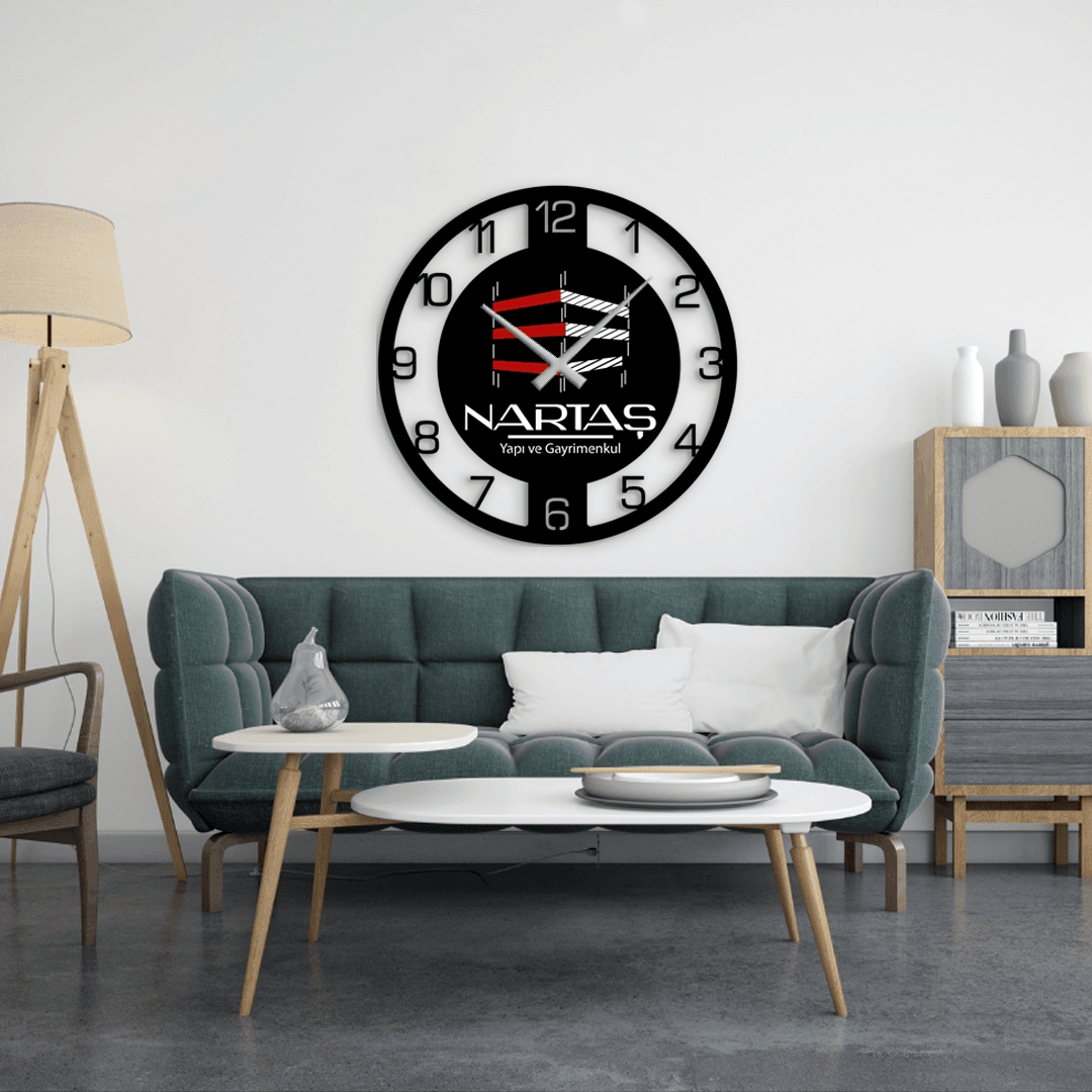 Personalized Design Metal Wall Clock