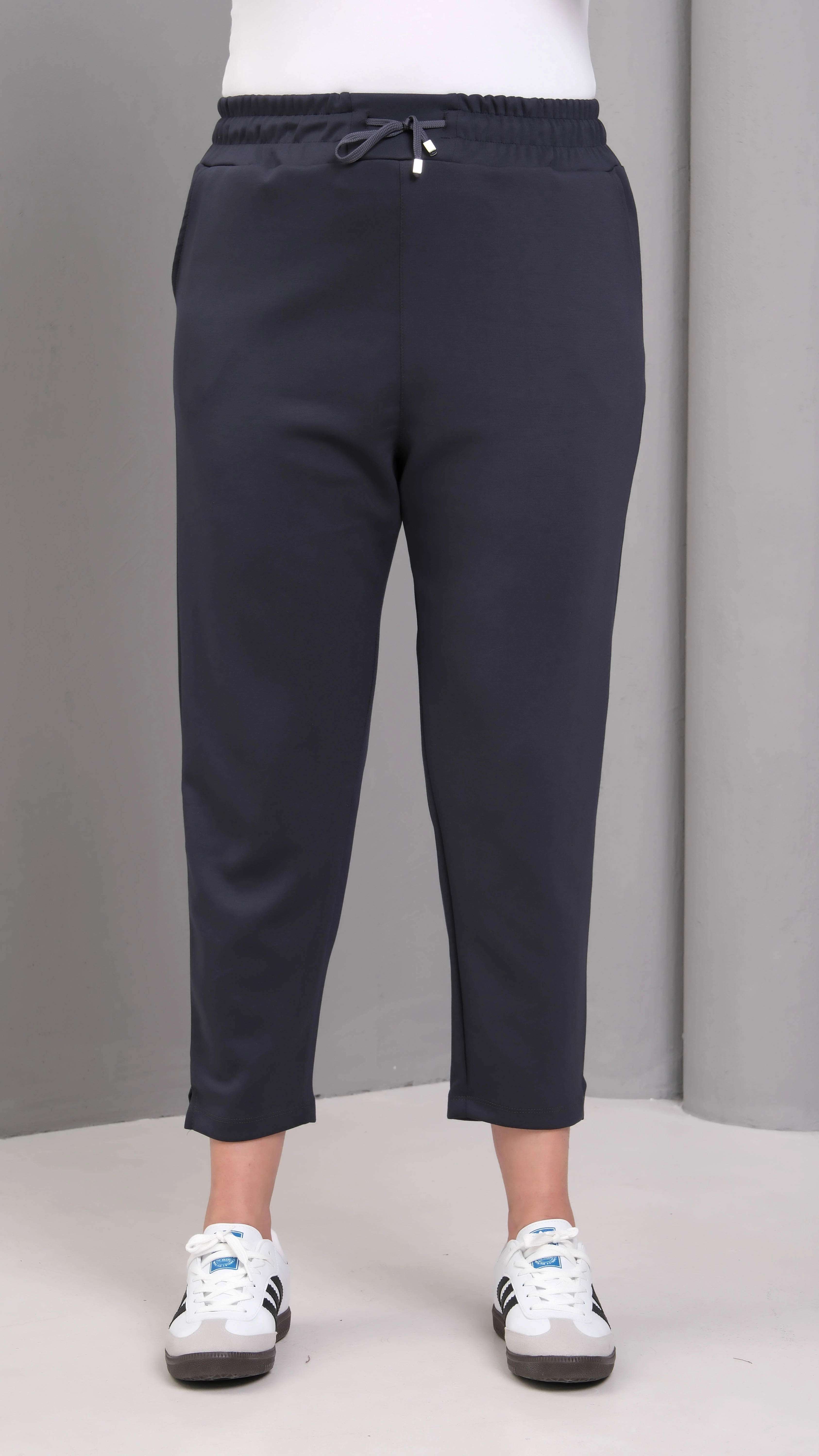 Kısa Dar Paça Eşofman Altı