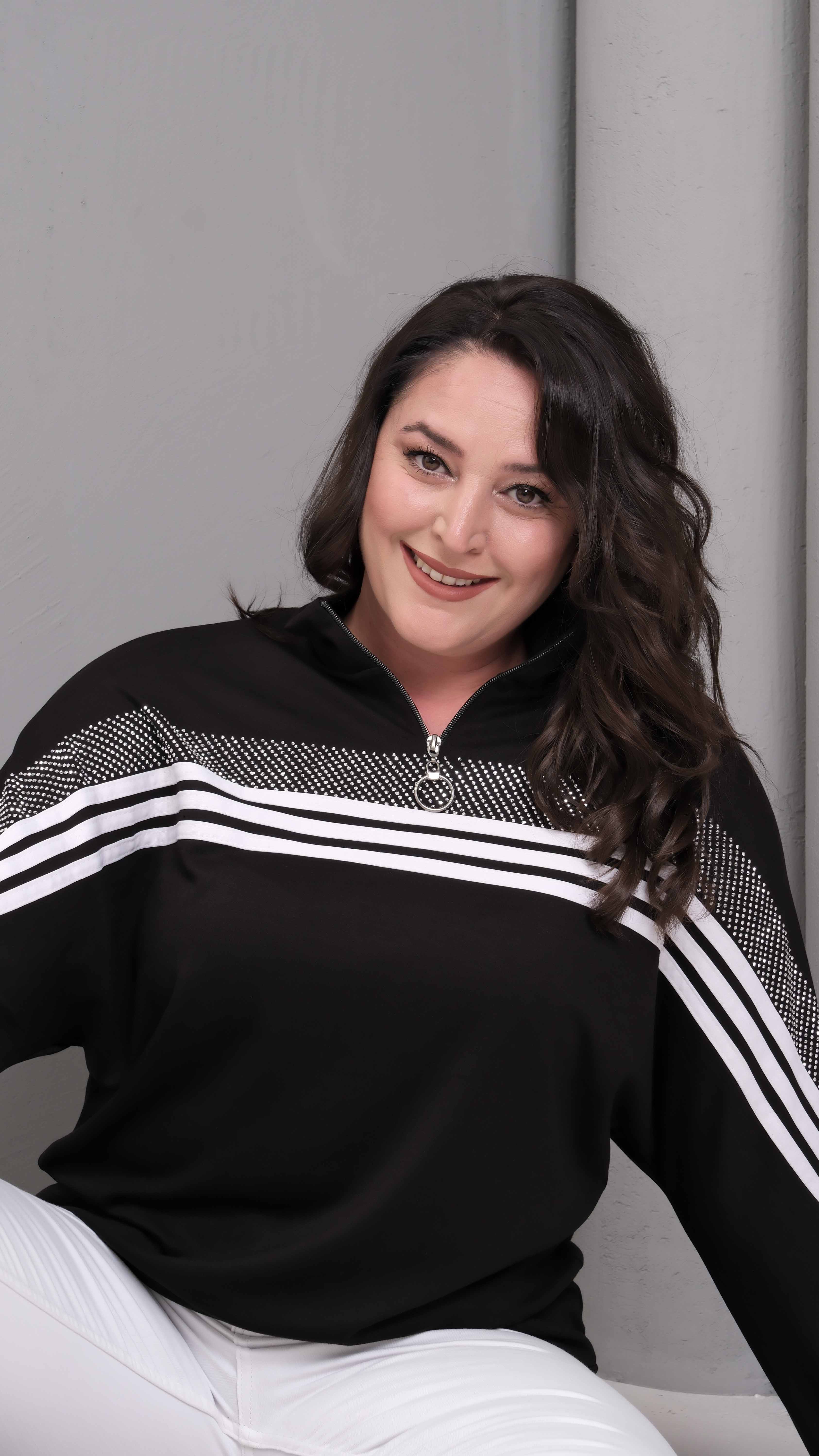 Boğaz Yaka Yarım Fermuar Sweat