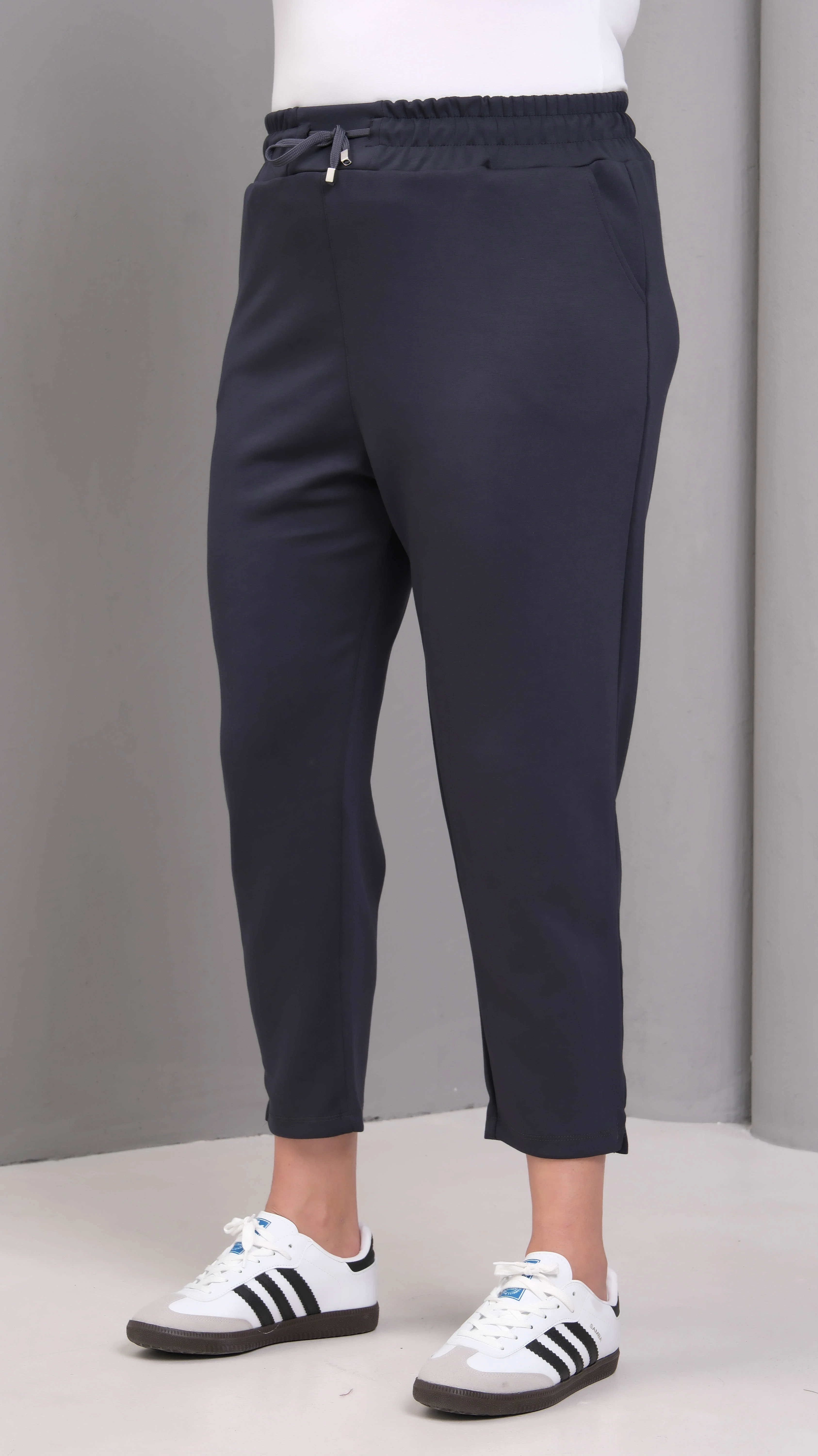 Kısa Dar Paça Eşofman Altı