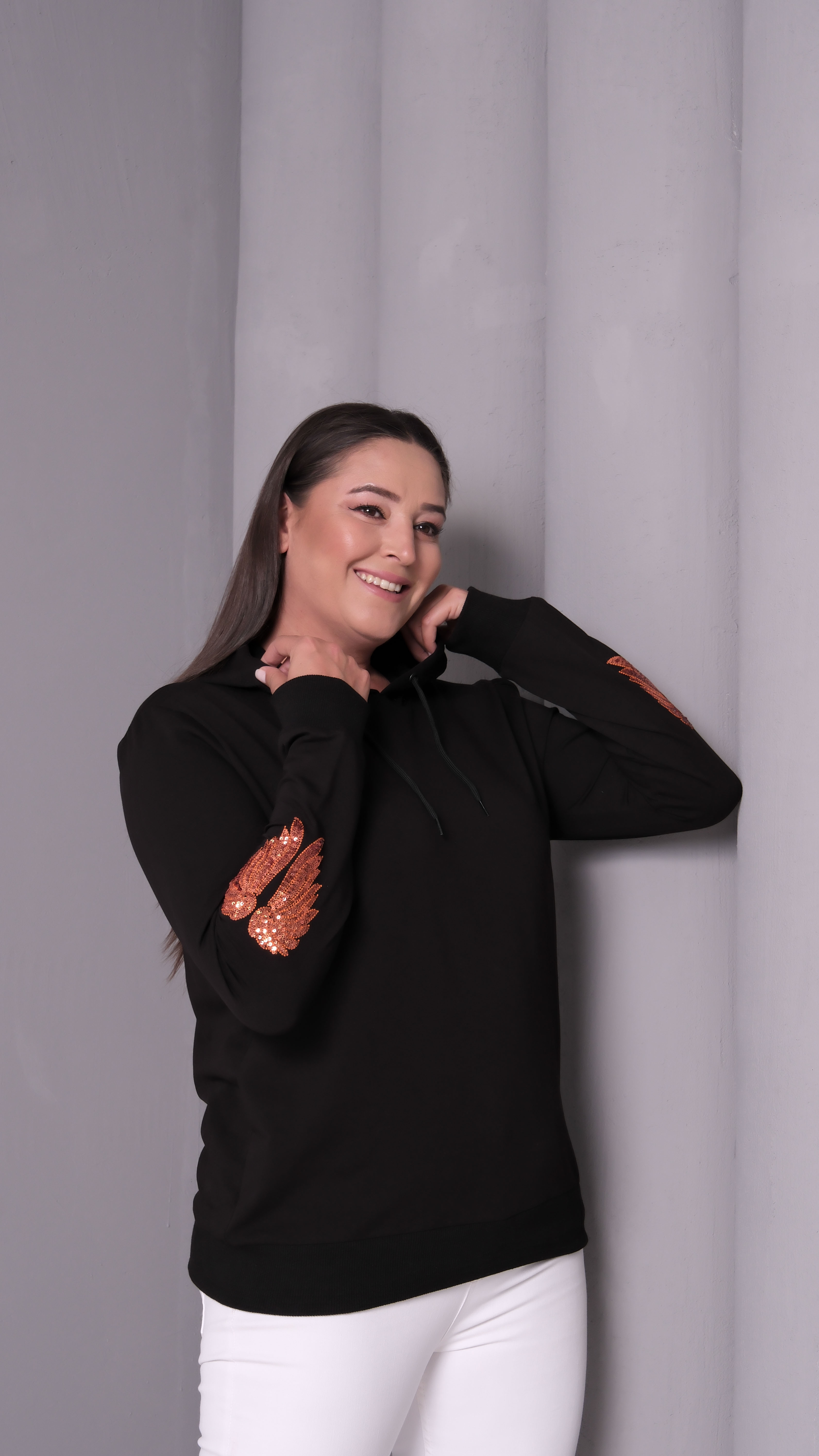 Kanat Nakışlı Kapuşonlu Sweatshirt