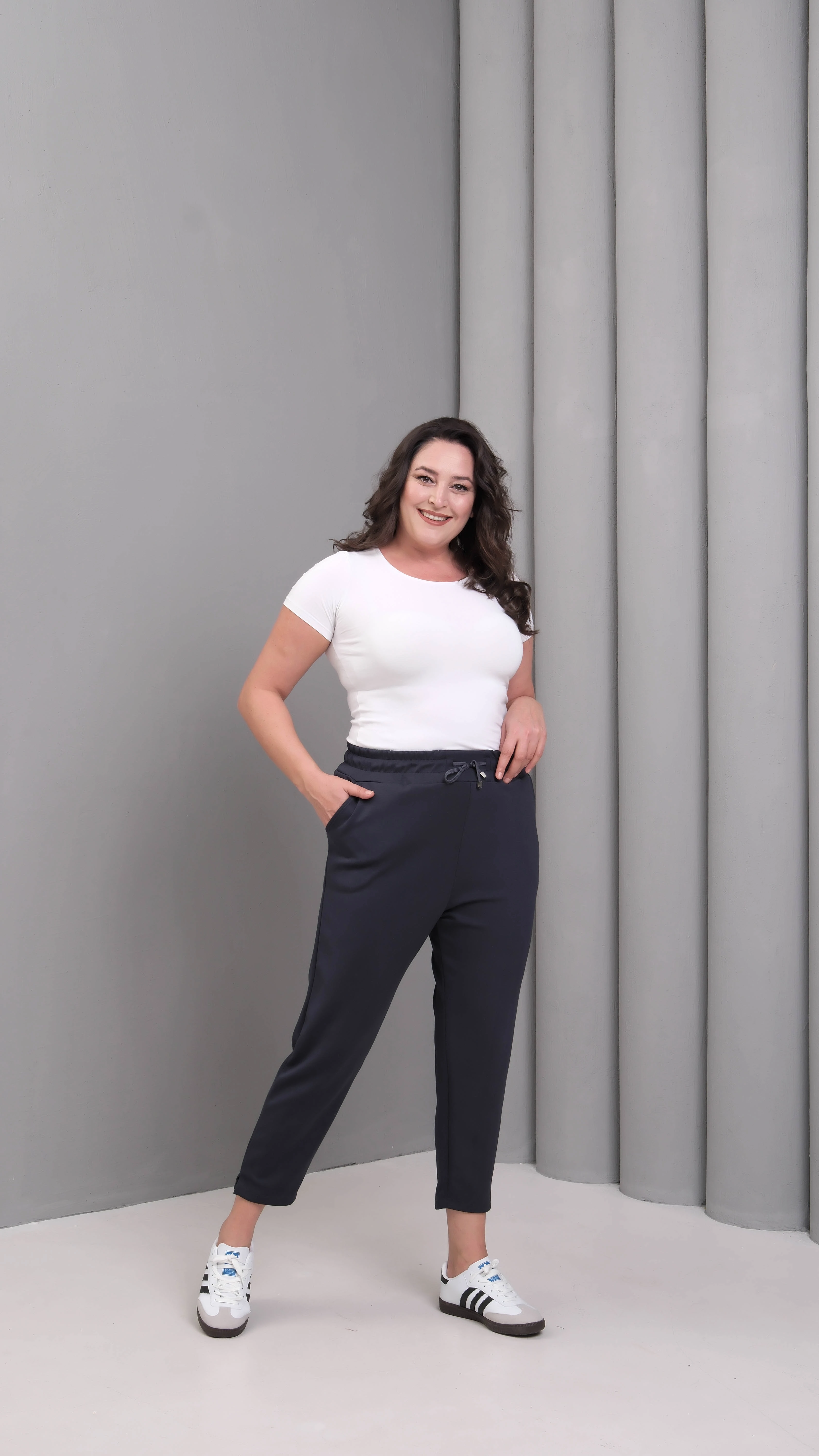 Kısa Dar Paça Eşofman Altı