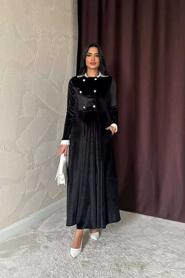 Siyah Yakası Taşlı Garnili Kadife Elbise