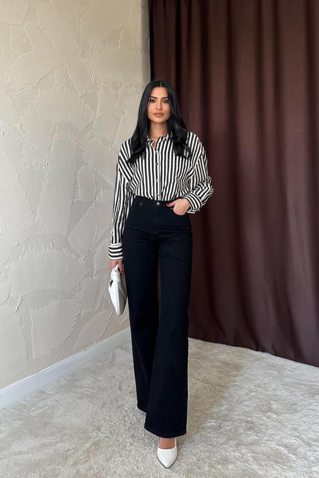 Siyah Çizgili Gömlek