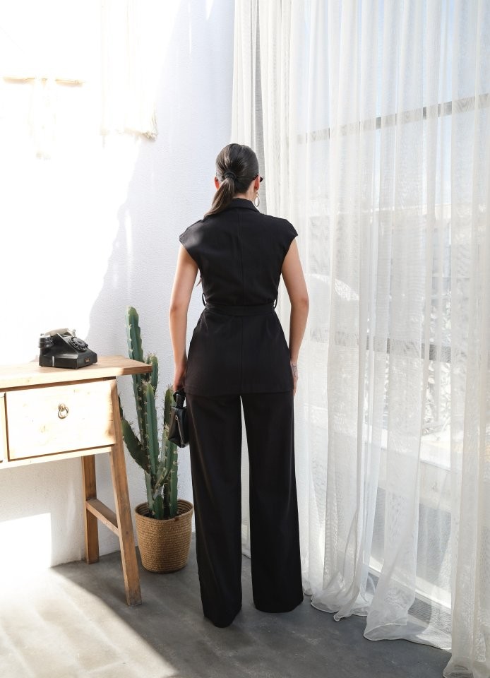 Keten Kuşakli Yelek Ve Pantolon İki̇li̇ Takim