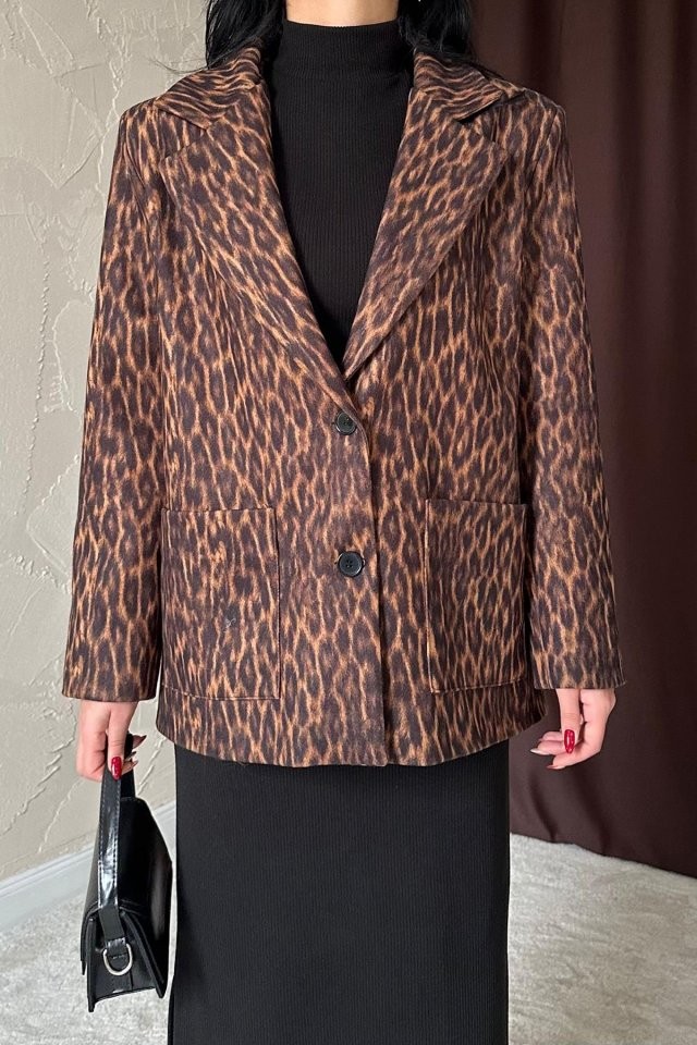 Leopar Yakası Kürk Garnili Desenli Ceket