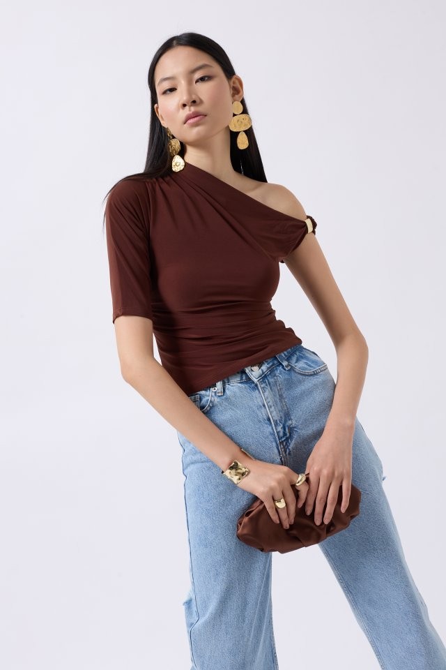 Aksesuar Detay Cutout Bluz