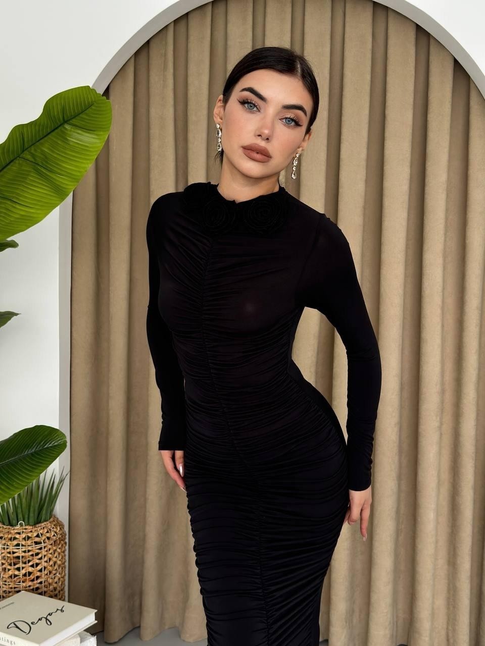 Carlis Gül Yaka Elbise