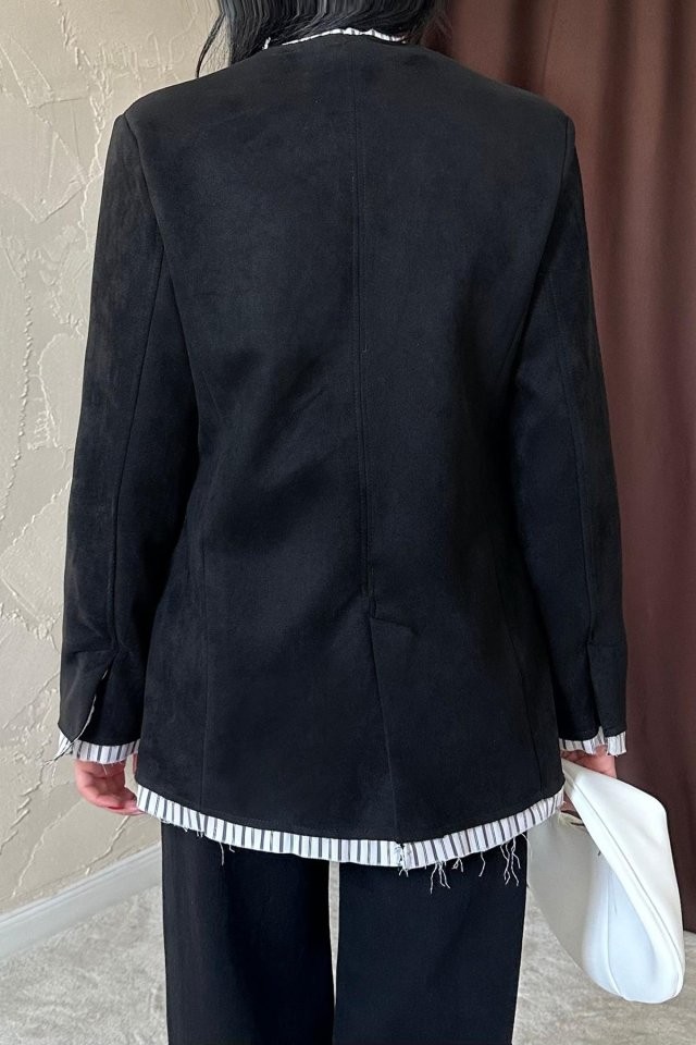Siyah Çizgili Astarlı Garnili Süet Ceket