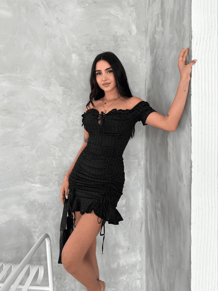 Göğüs Bağlamalı Mini Elbise - Siyah