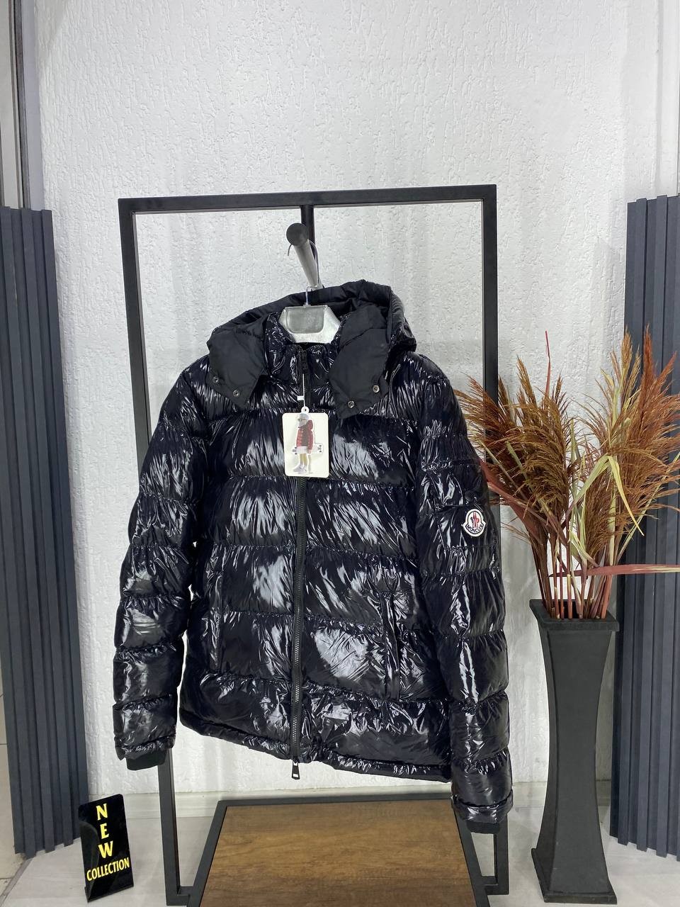 Moncler Su Ve Rüzgar Geçirmez Kapüşonlu Parlak Mont - Siyah