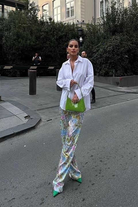 Mirian Sırt Dekolteli Gömlek 3228-08