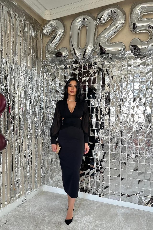Siyah Kolları Şifon Arka Bel Detaylı Elbise