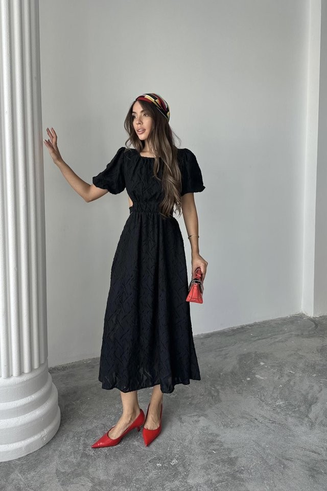 Siyah Balon Kol Kuşaklı Elbise