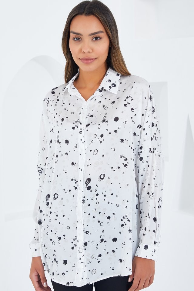 Siyah Beyaz Desenli Oversize Saten Gömlek 3985