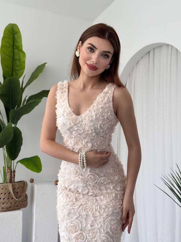 Kren Gül Detaylı Elbise