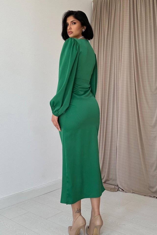Yeşil V Yaka Saten Elbise