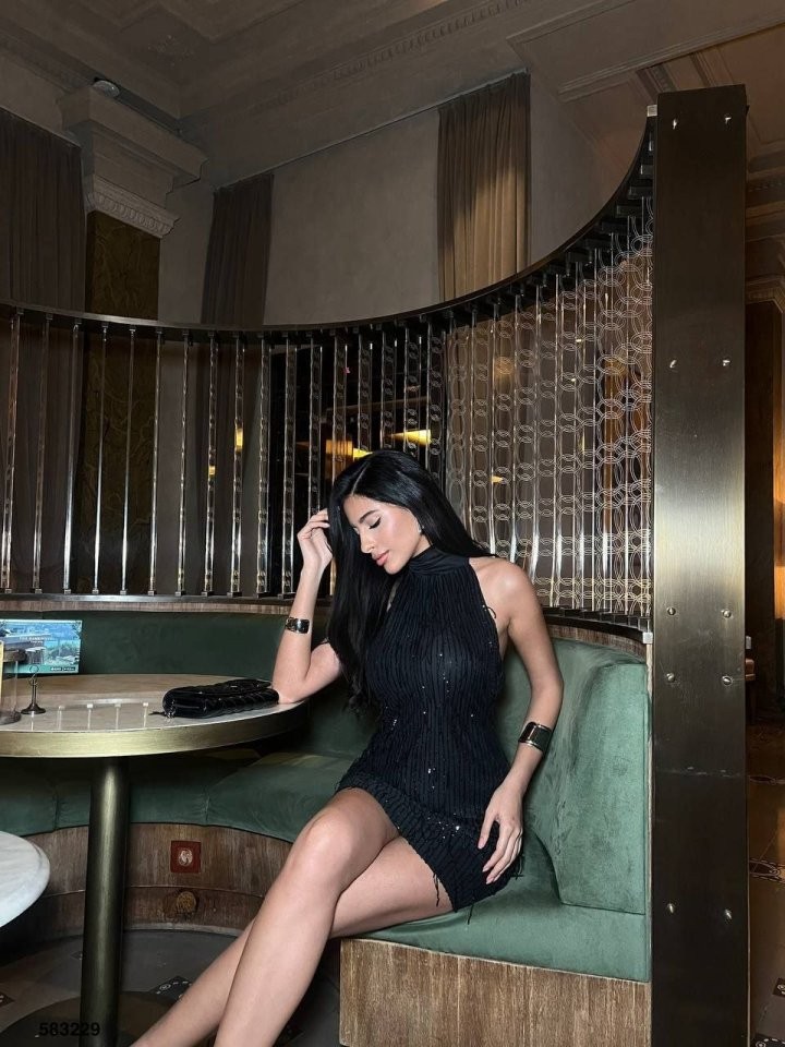 Kadın Pul Payet Kumaş Halter Yaka Mini Elbise