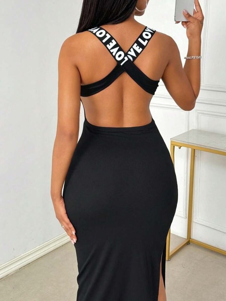 Kadın Yuvarlak Yaka Sırttan çapraz şerit Love Detaylı Yırtmaçlı Viskon Elbise