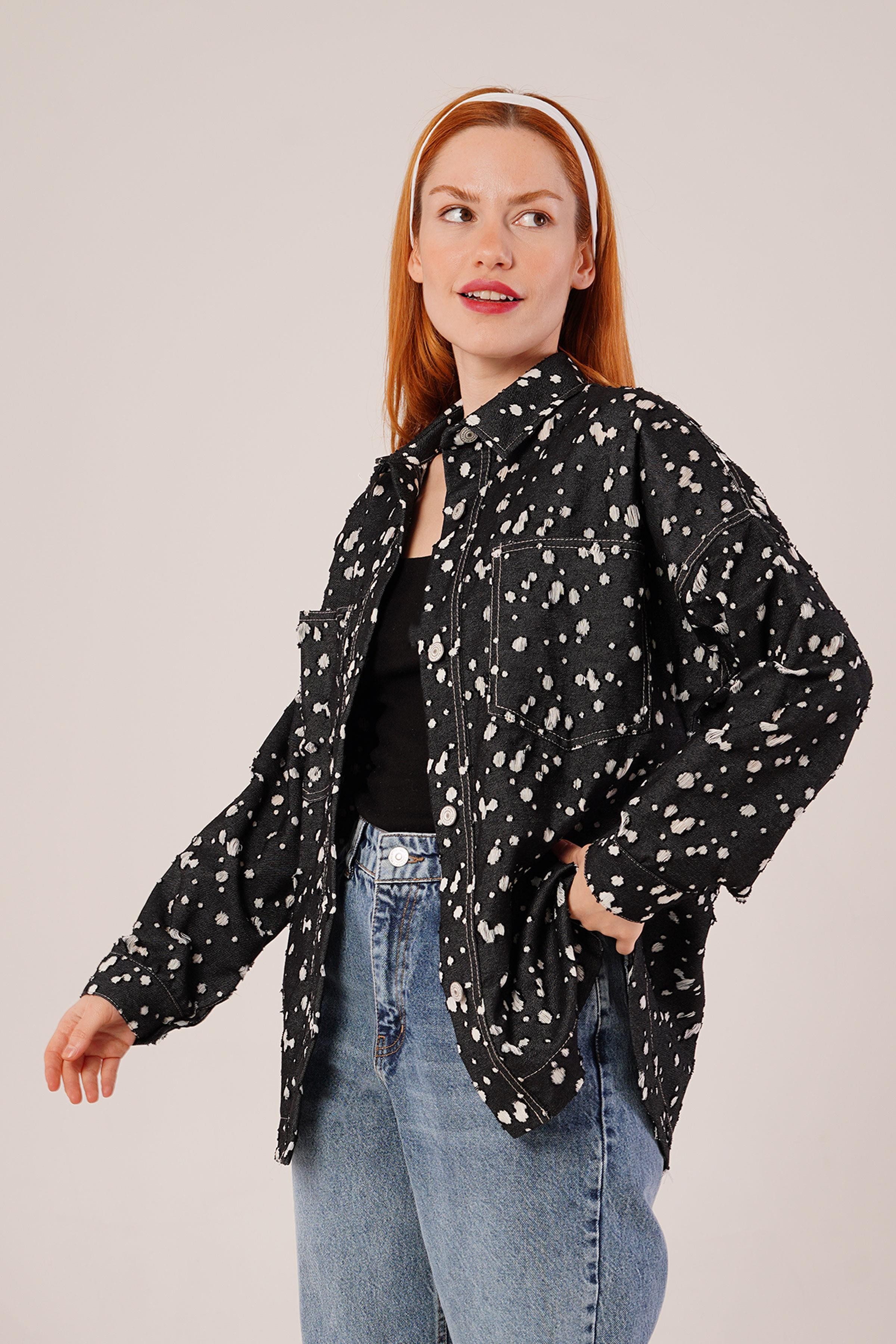 Eskitme Görünümlü Denim Siyah Gömlek