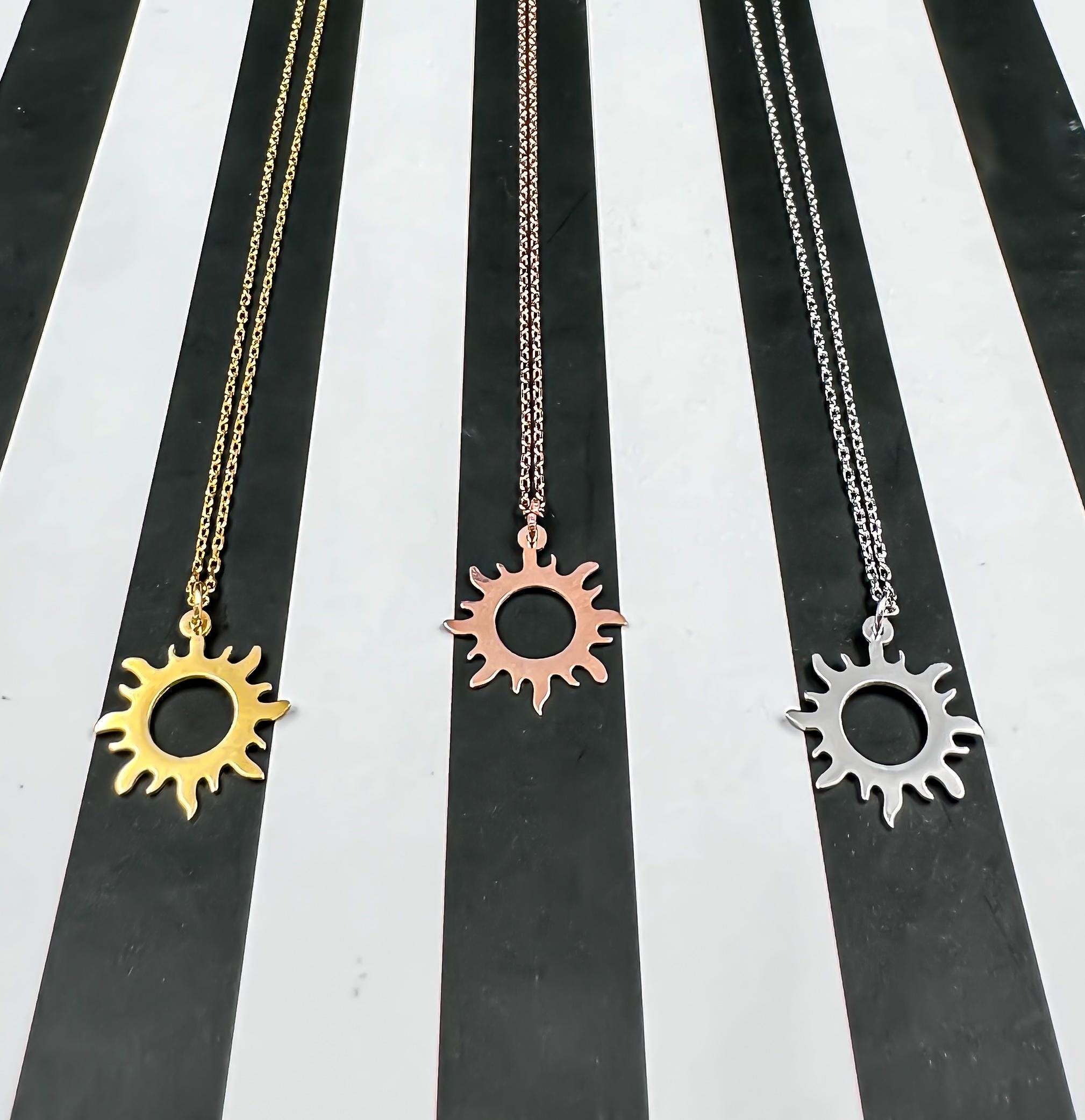 14K Solid Gold Sun Pendant Necklace for Women | Celestial Charm Jewelry | Sunshine Pendant | Summer-Inspired Sun Necklace Gift