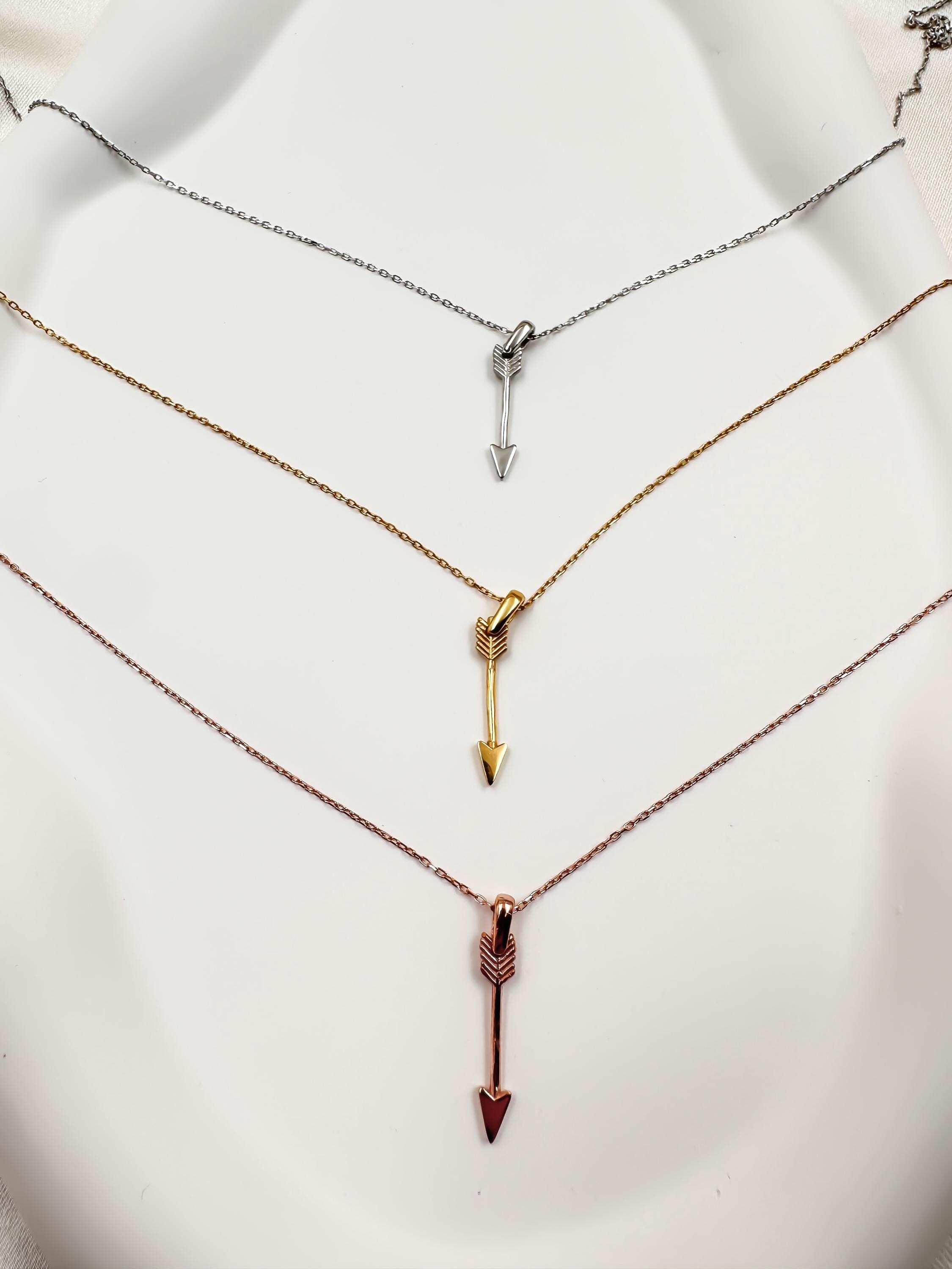 14 Ayar Altın Ok Okçuluk Kolye Kolye - Kadınlar ve Kızlar için Minimalist İyi Şanslar Charm'ı, Mükemmel Dostluk Hediyesi