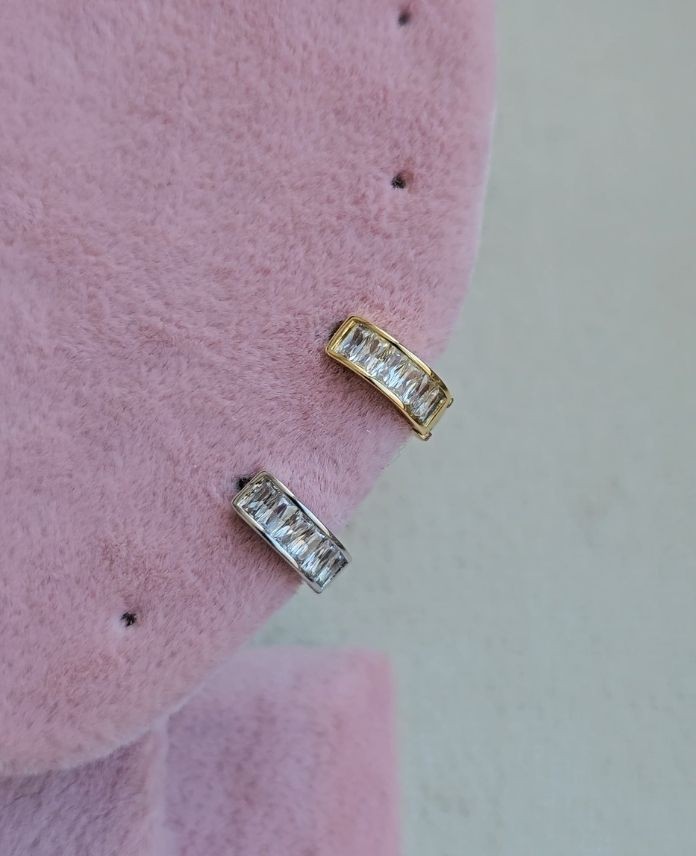 Pirinç Helix Baget Taşlı Piercing