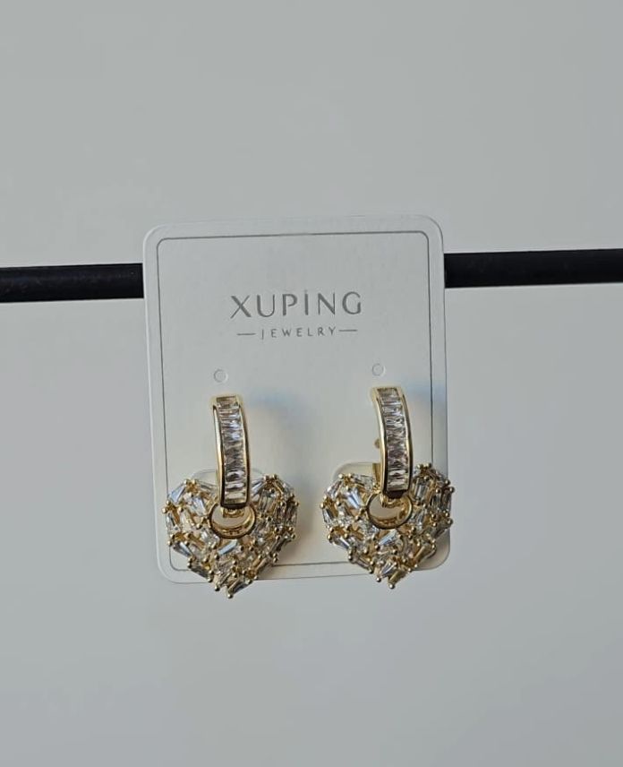 Xuping Kalp Taşlı Gold Küpe