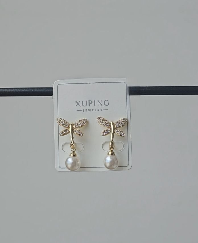 Xuping Kelebek Taşlı İnciii Gold Küpe