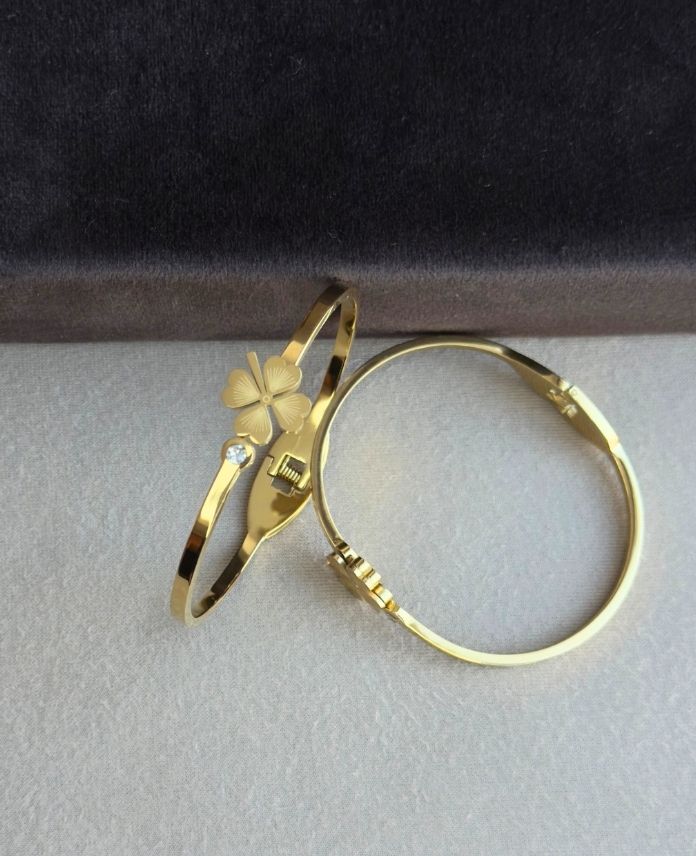 Çelik Yonca Taşlı Kelepçe