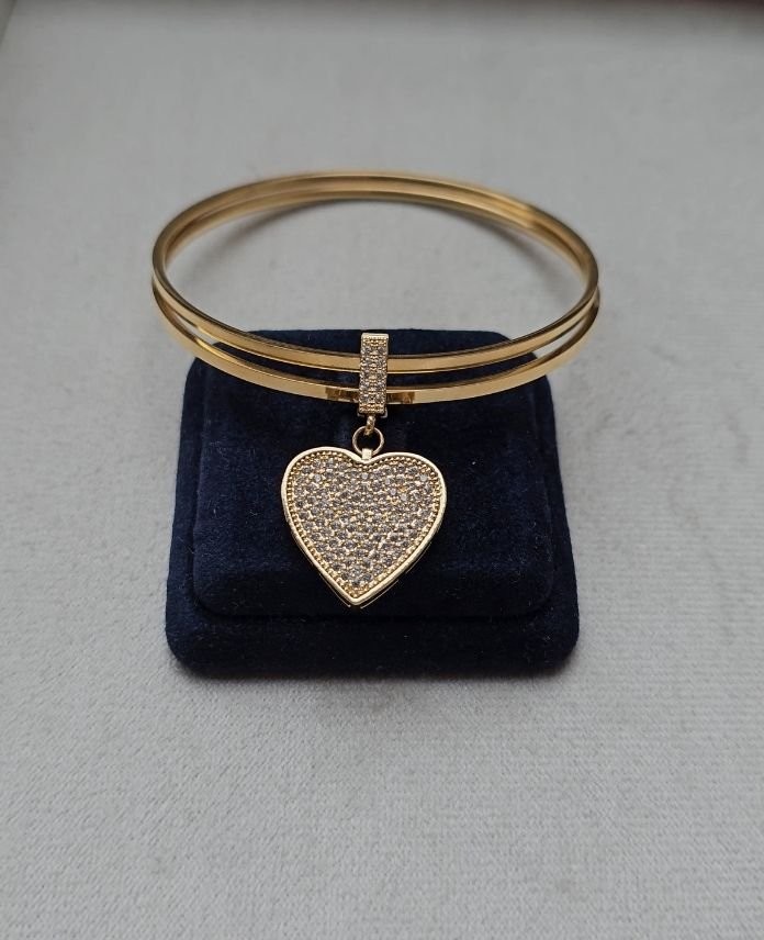 Ajda Charm