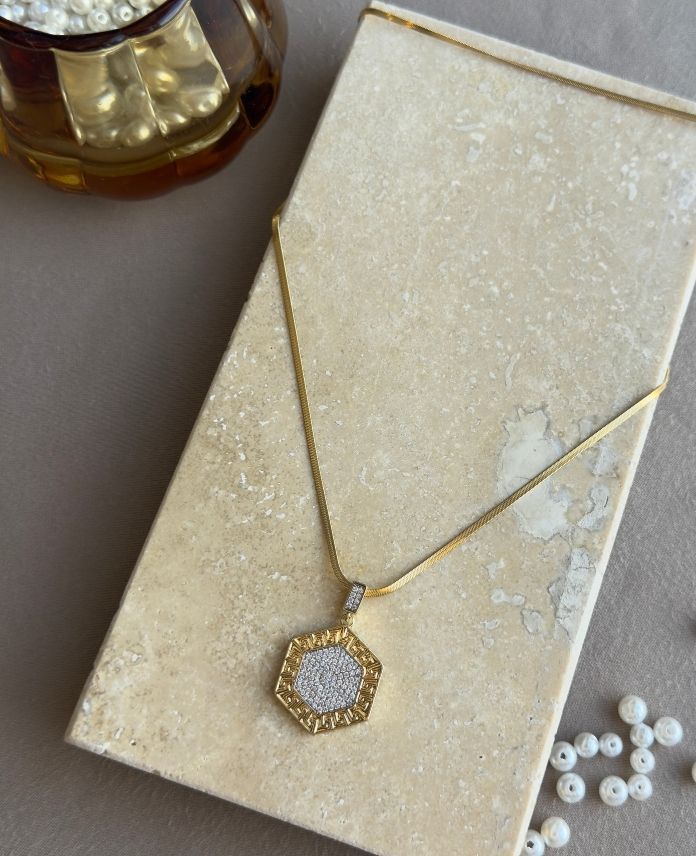 Çelik Altıgen Taşlı 60Cm Kolye