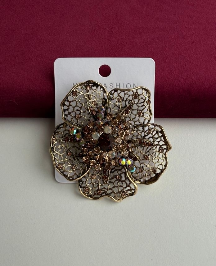 Pirinç Çiçek Taşlı Broş