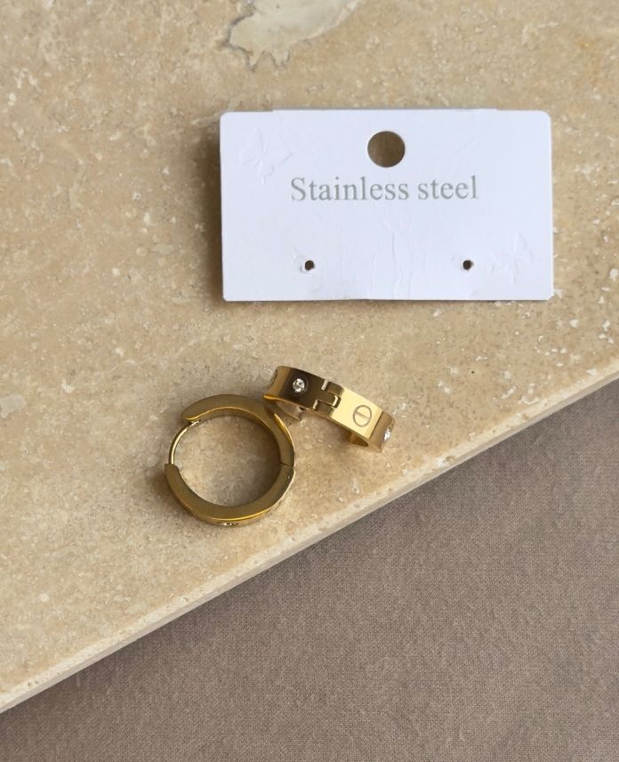 Çelik Halka Taşlı Küpe