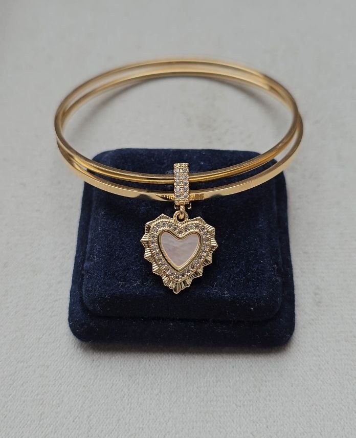 Ajda Charm