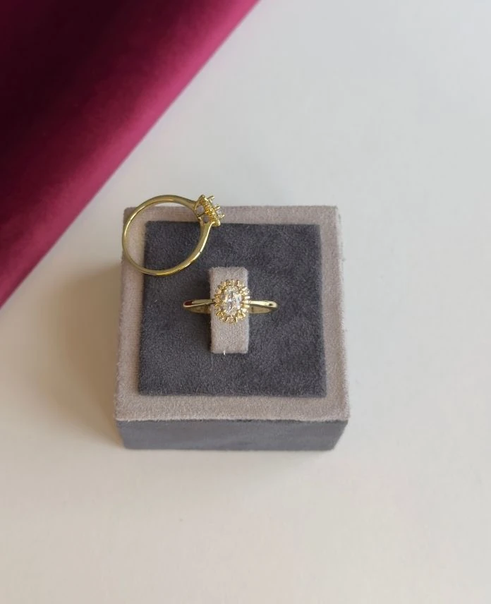 Xuping Numaralı Damla Taşlı 14K Yüzük