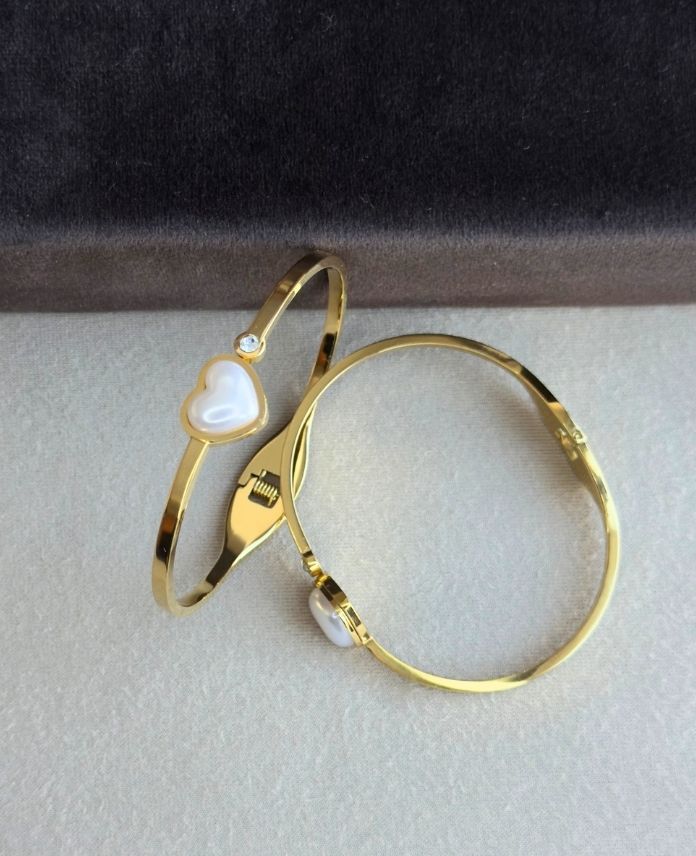 Çelik Kalp Sedef Taşlı Kelepçe