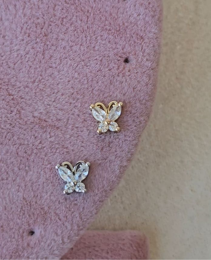Çelik Kelebek Taşlı (Arkası Düz) Piercing