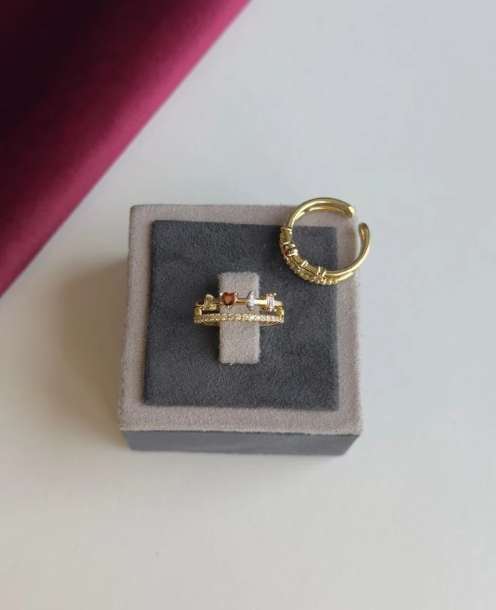 Xuping Ayarlamalı Kalp Renkli Taşlı Rose Yüzük