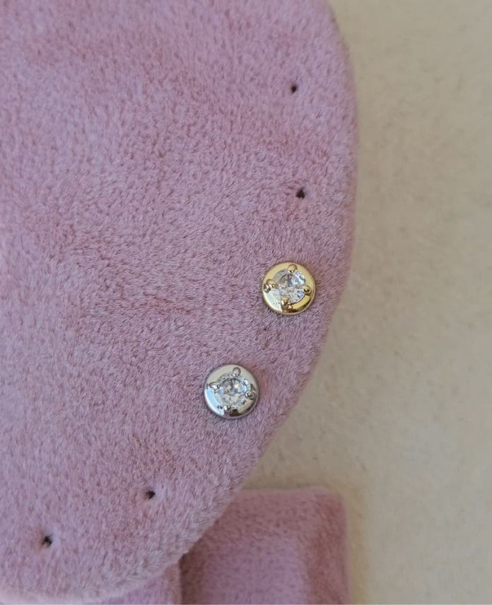 Çelik Yuvarlak Taşlı (Arkası Düz) Piercing