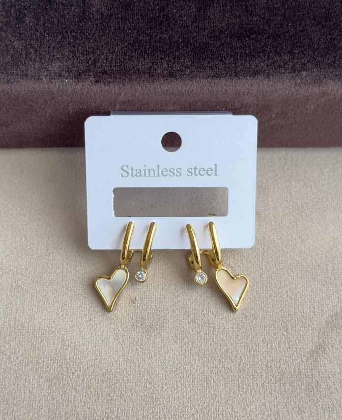 Çelik Kalp Sedef Küpe