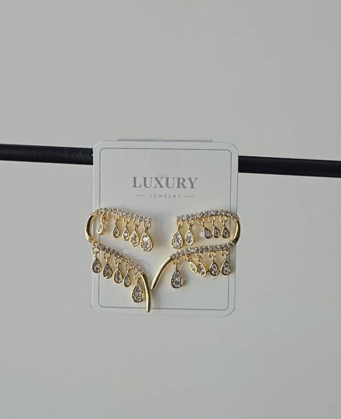 Luxury Sallantılı Taşlı Küpe