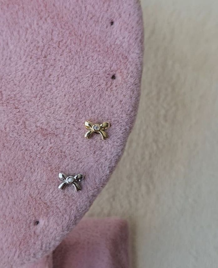 Çelik Kurdele Taşlı (Arkası Düz) Piercing