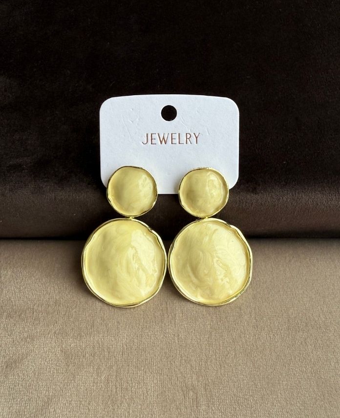 Pirinç Yuvarlak Sarı Küpe