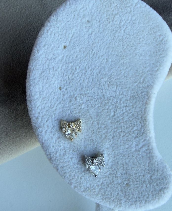 Çelik Kurdele Taşlı (Arkası Düz) Piercing