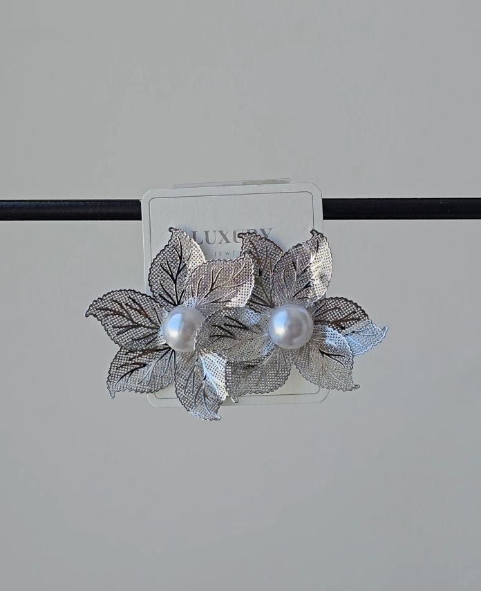 Luxury Çiçek İncili Küpe
