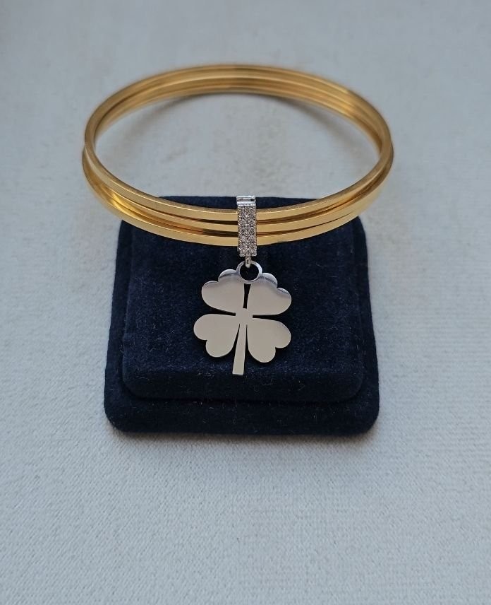 Ajda Orta Yonca Plaka Charm