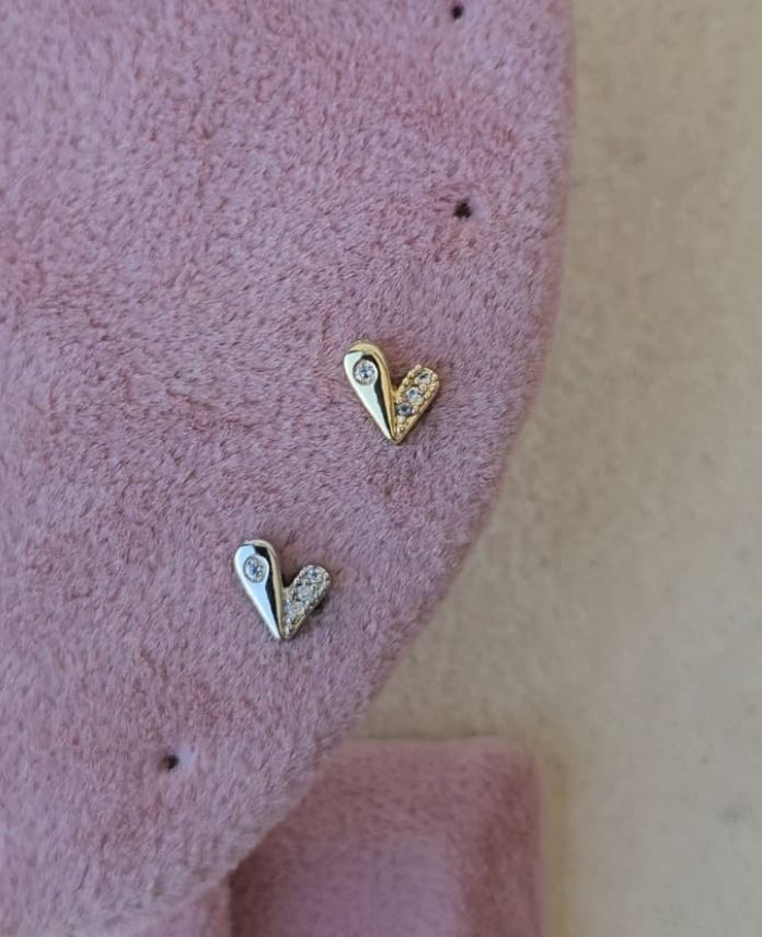 Çelik Kalp Taşlı (Arkası Düz) Piercing